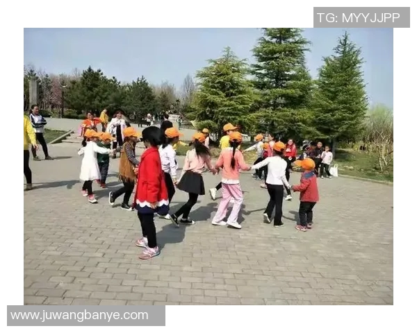 好嗨呦与足球明星的奇妙邂逅让我们一起感受激情与梦想的碰撞 好嗨呦与足球明星的奇妙邂逅让我们一起感受激情与梦想的碰撞